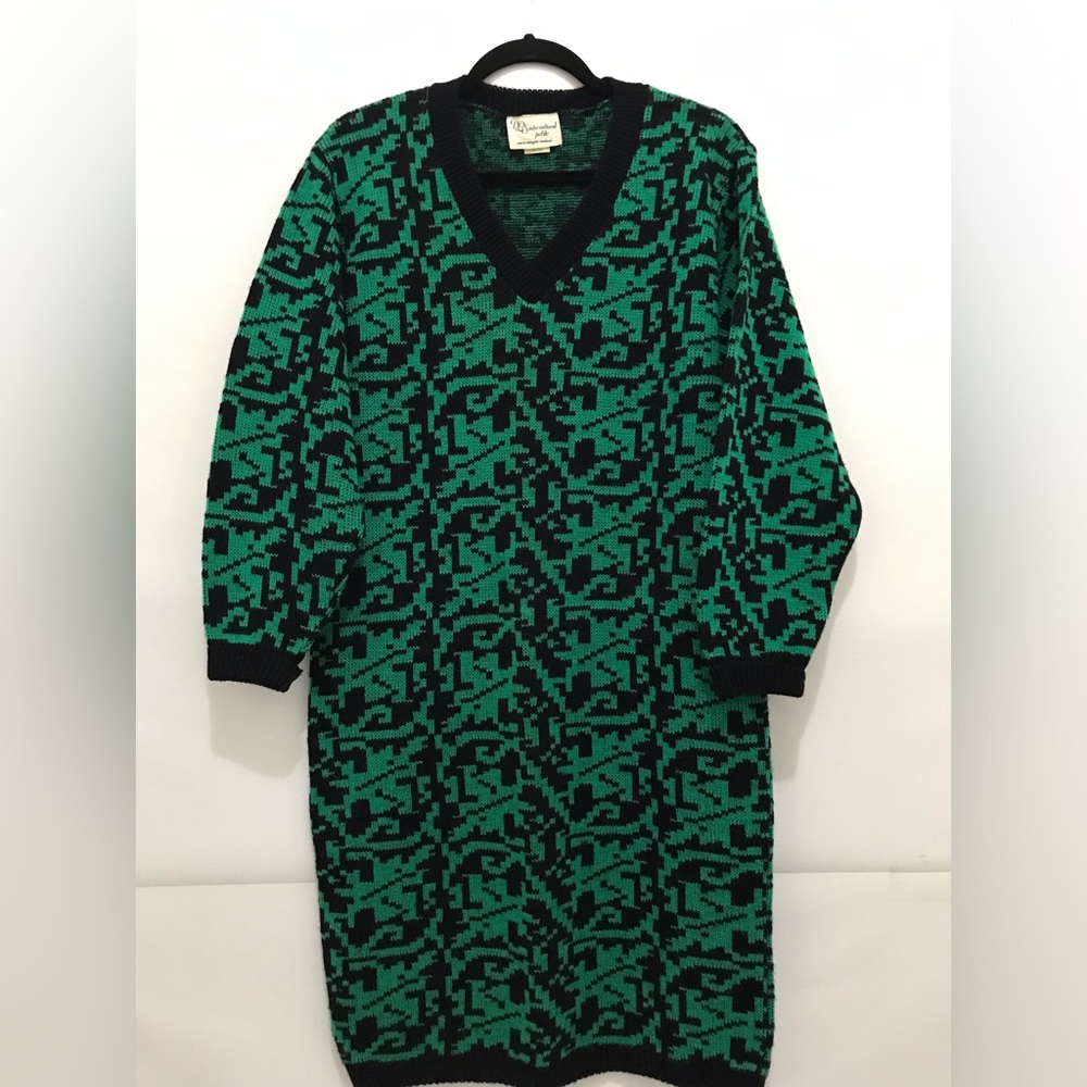 Vintage DLS International Green and Black Patterned Sweater Dress Size LP